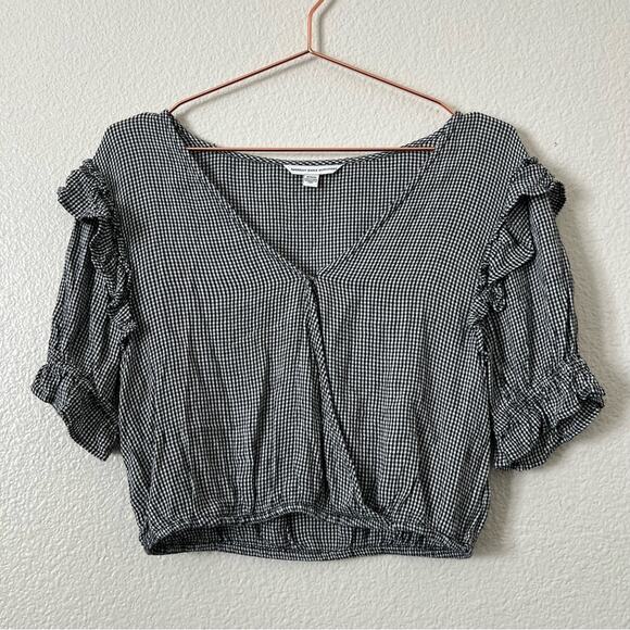 American Eagle Outfitters Tops - American Eagle puff ruffle short sleeve blouse top black white check plaid